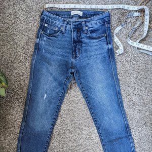 Gap High Rise Slim Straight Jeans